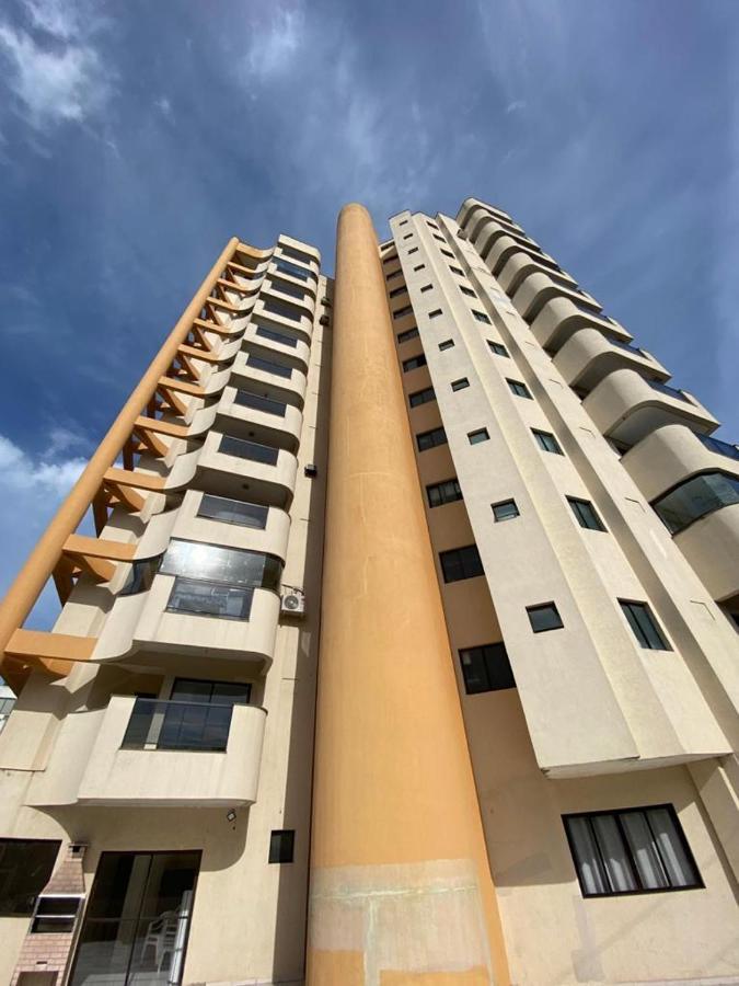 Апартаменты Edificio Keybiscaine Гуаружа Экстерьер фото
